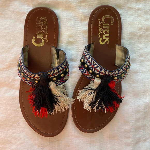 Circus by Sam Edelman size 7 flip flop sandals - Picture 3 of 6